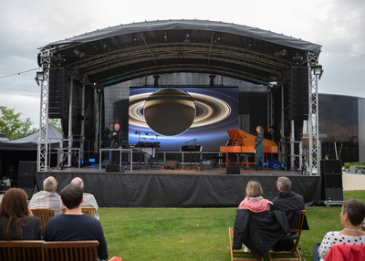 Stage